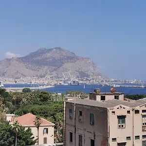 Apartment Casamare Sant'erasmo Sea View, Palermo